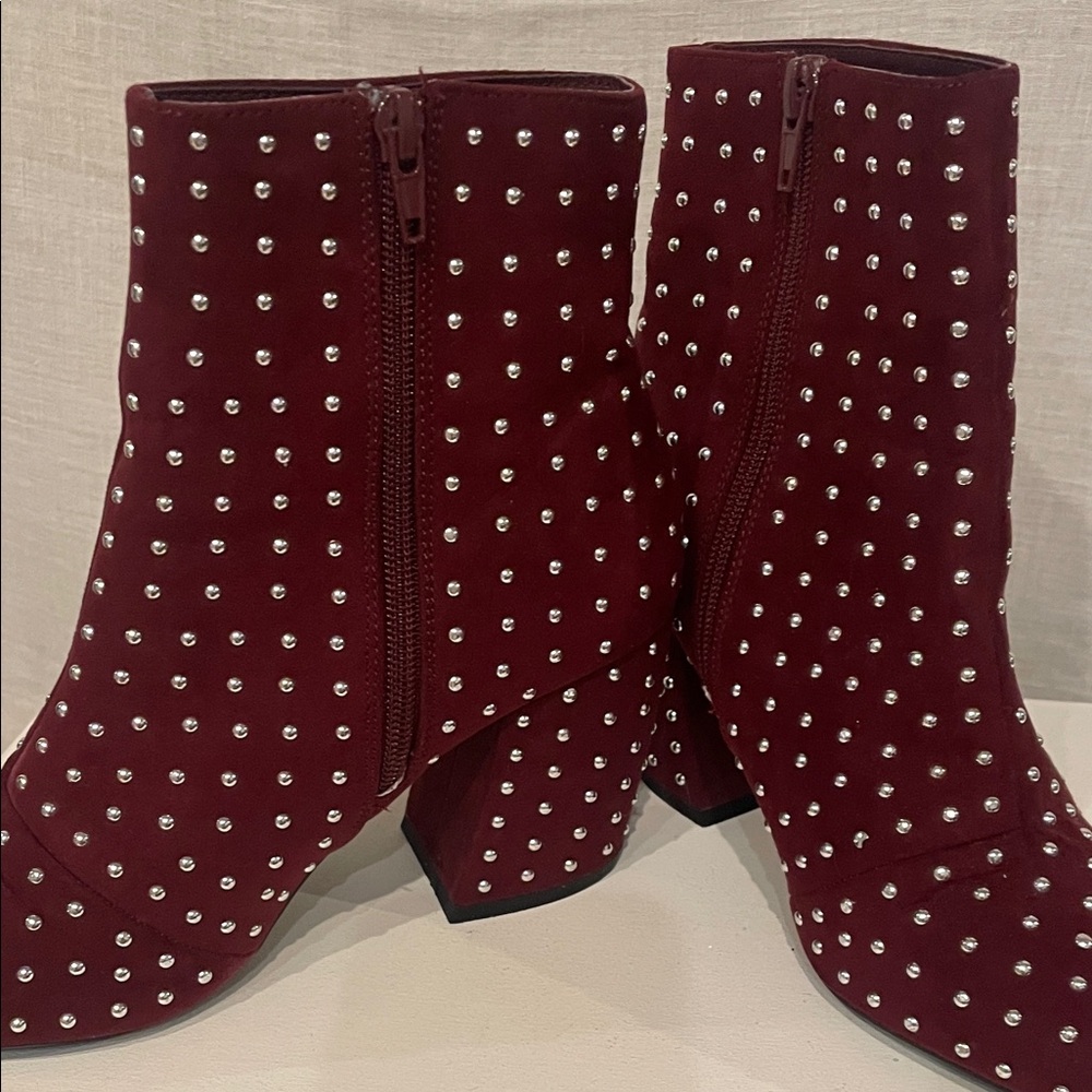 Studded Burgundy Ankle Boots size 7 like new - Picture 3 of 5